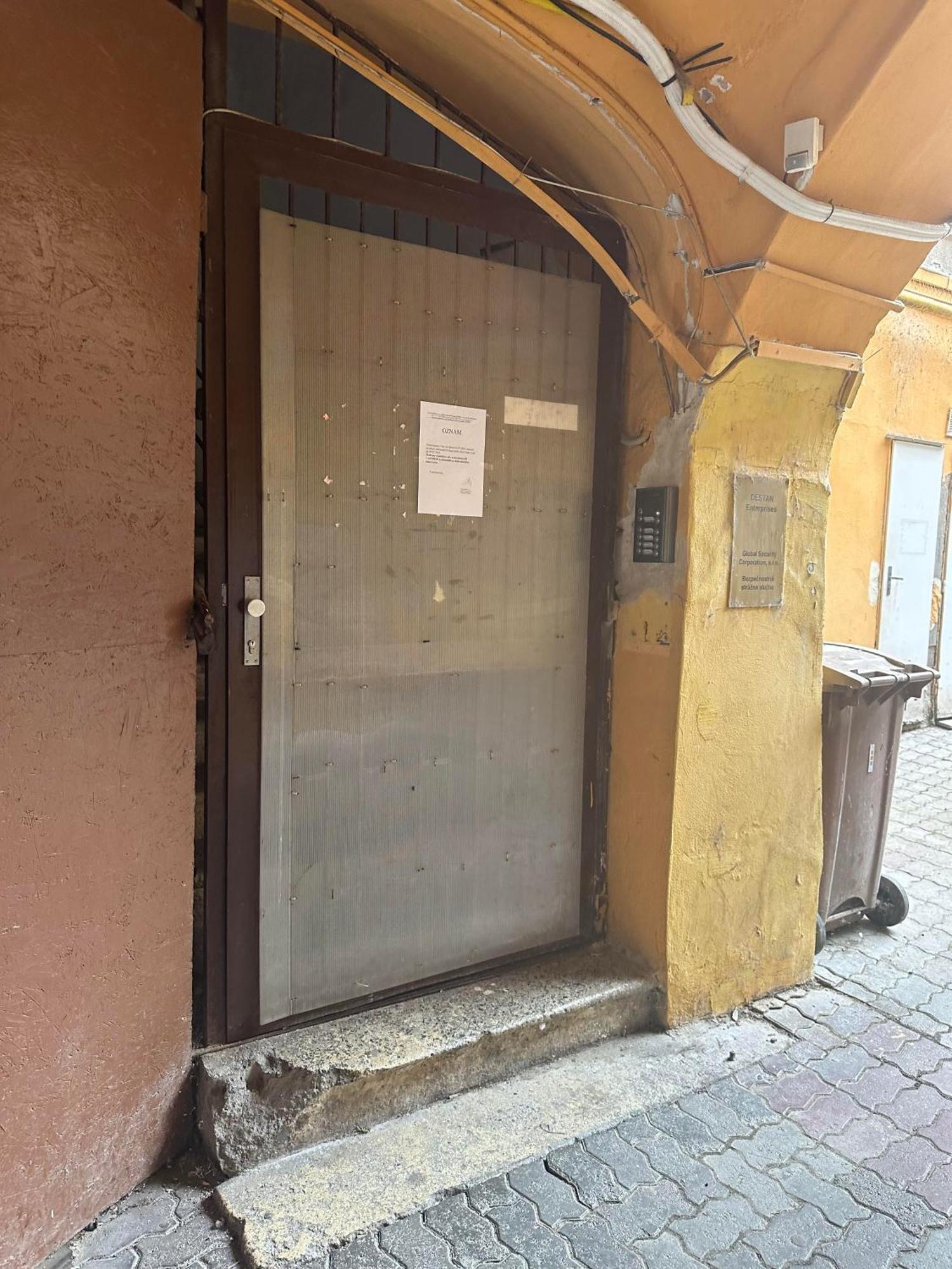 C Private Room In City Center In Μπρατισλάβα Εξωτερικό φωτογραφία